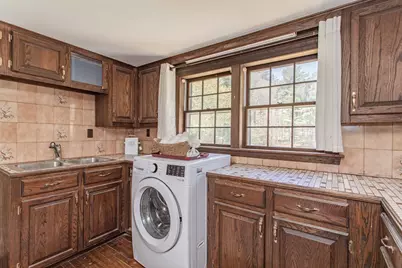 25 Mill St, Raynham, MA 02767 - Photo 30
