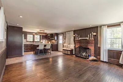 25 Mill St, Raynham, MA 02767 - Photo 20