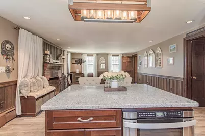 25 Mill St, Raynham, MA 02767 - Photo 16