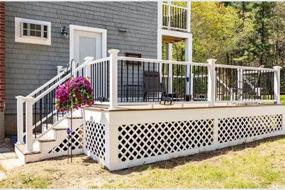 25 Mill St, Raynham, MA 02767 - Photo 8