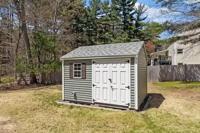 128 Beech St, Tewksbury, MA 01876 - Photo 40