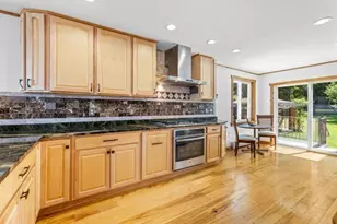151 Dorchester St, Quincy, MA 02171 - Photo 10