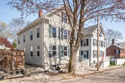 60 Warren Street, Newburyport, MA 01950 - Photo 6