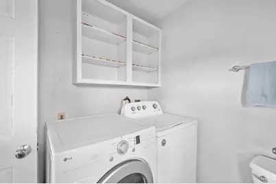 60 Warren Street, Newburyport, MA 01950 - Photo 18