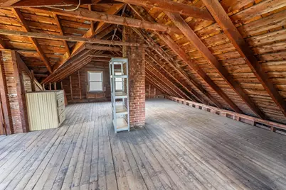 8 Linwood St, Webster, MA 01570 - Photo 28
