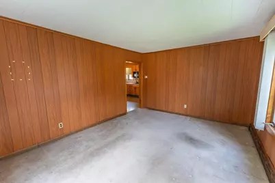 8 Linwood St, Webster, MA 01570 - Photo 14