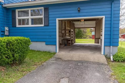 8 Linwood St, Webster, MA 01570 - Photo 34