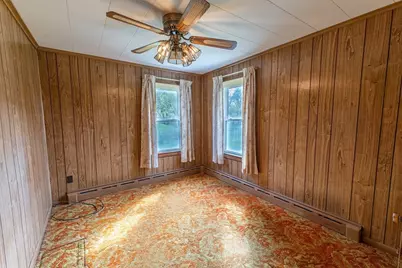 8 Linwood St, Webster, MA 01570 - Photo 16