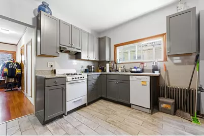 241 Highland Ave, Somerville, MA 02143 - Photo 8