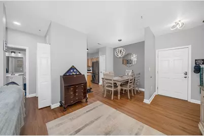 23 Hampshire Rd #112, Methuen, MA 01844 - Photo 2