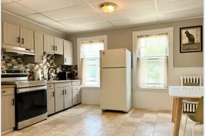 14 Smythe St #1, Brookline, MA 02445 - Photo 2