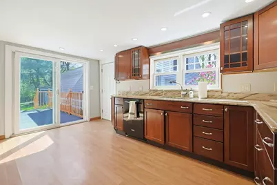 25 Stagecoach Rd, Leominster, MA 01453 - Photo 2