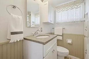 25 Stagecoach Rd, Leominster, MA 01453 - Photo 12