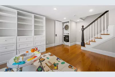 2 Brattle Circle #2, Cambridge, MA 02138 - Photo 22