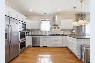 43 Twelfth, Lowell, MA 01850 - Photo 6