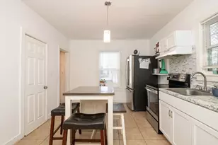 19 Huss Ct, Lynn, MA 01905 - Photo 2