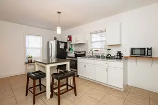 19 Huss Ct, Lynn, MA 01905 - Photo 1