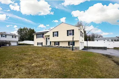 21 Taft St, Milford, MA 01757 - Photo 2
