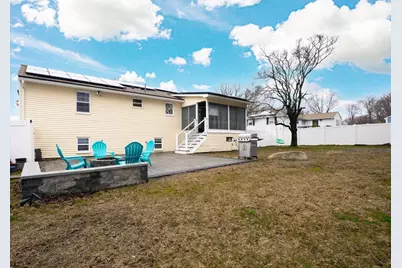 21 Taft St, Milford, MA 01757 - Photo 36