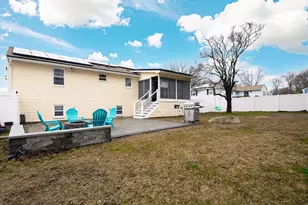 21 Taft St, Milford, MA 01757 - Photo 36