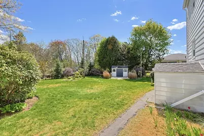 30 Linwood St, Webster, MA 01570 - Photo 4