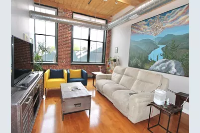 160 Fremont St #317, Worcester, MA 01603 - Photo 2