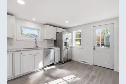 51 Sandy Pond Rd, Ayer, MA 01432 - Photo 4