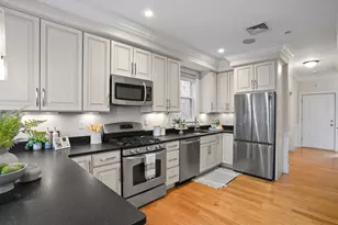 192 W Sixth St, Boston, MA 02127 - Photo 2