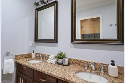 192 West Sixth Street #2, Boston, MA 02127 - Photo 16