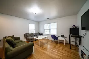 63B Circuit St, Boston, MA 02119 - Photo 2