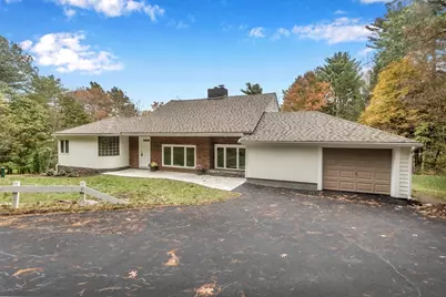 31 Lovers Ln, Greenfield, MA 01301 - Photo 2