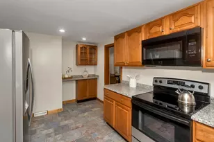 31 Lovers Ln, Greenfield, MA 01301 - Photo 8