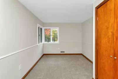 31 Lovers Ln, Greenfield, MA 01301 - Photo 10