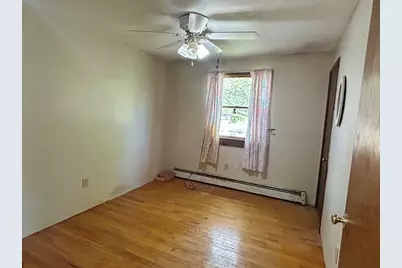 12 Pomeroy St, Easthampton, MA 01027 - Photo 20