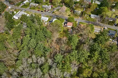 12 Pomeroy St, Easthampton, MA 01027 - Photo 4