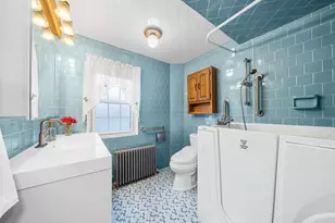293 Florence Rd, Waltham, MA 02453 - Photo 14