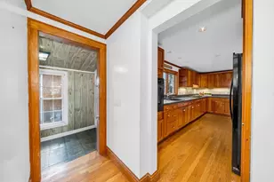 293 Florence Rd, Waltham, MA 02453 - Photo 12