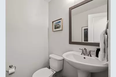 138 Elm St #5, Kingston, MA 02364 - Photo 6