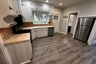 284 Central St, Mansfield, MA 02048 - Photo 4