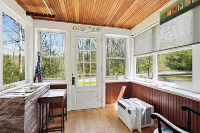 52 Log Plain Rd, Greenfield, MA 01301 - Photo 6