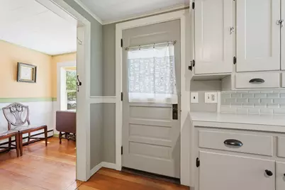 52 Log Plain Rd, Greenfield, MA 01301 - Photo 8