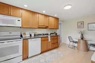 68 Aldrich Rd, Watertown, MA 02472 - Photo 12