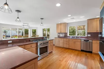 7 Michelle Drive, Burlington, MA 01803 - Photo 16