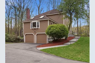 26 Nevada Rd, Tyngsborough, MA 01879 - Photo 2