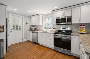 62 Lower E St, Dedham, MA 02026 - Photo 4