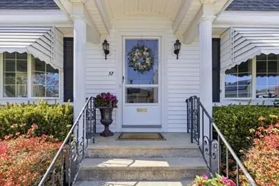 57 Cumberland Circle, Lynn, MA 01904 - Photo 4