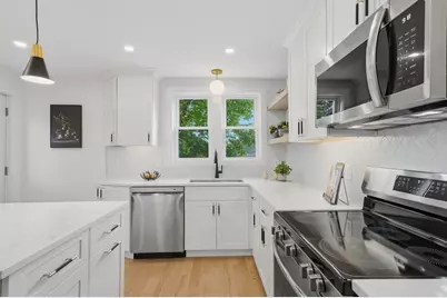 104 Eastern Avenue #104, Woburn, MA 01801 - Photo 8