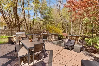 147 Randall St, Easton, MA 02356 - Photo 4