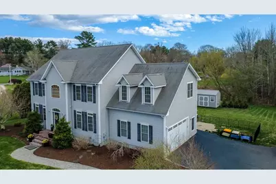 6 Evergreen Dr, Acushnet, MA 02743 - Photo 2