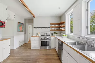 159 Broadway St, Wakefield, MA 01880 - Photo 14